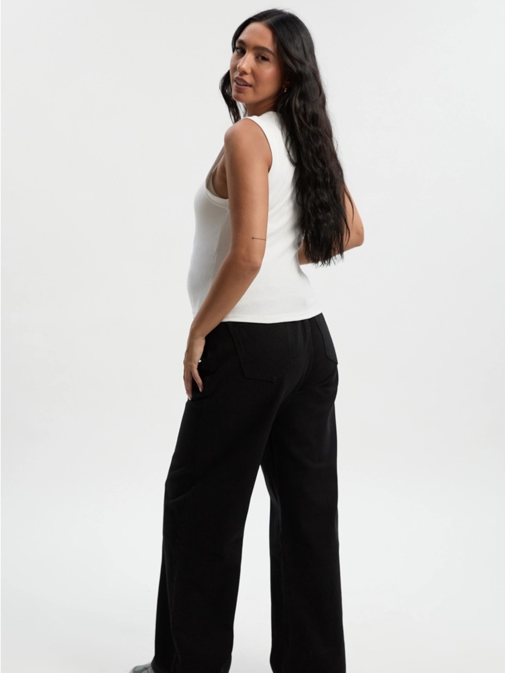 NWT Boohoo Maternity Over The Bump Wide Leg Jeans Black